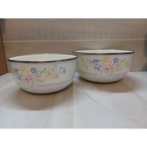 Victorian Flowers by Sarma Studios JAPAN Two Nesting Bowls